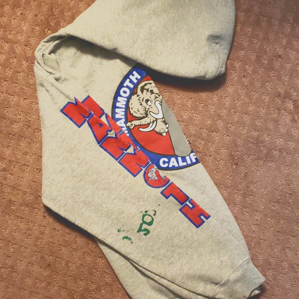 Mammoth Mountain California sweatshirt